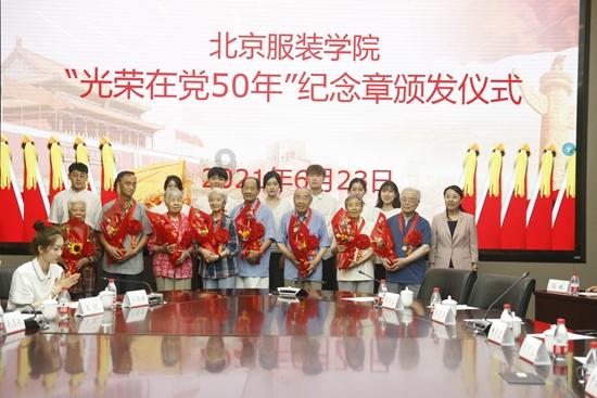 香瓜不长瓜长秧怎么回事香瓜长势好但是瓜很少怎么回事？游戏画面