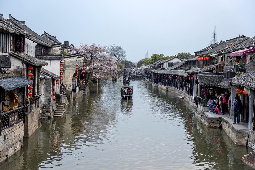 这个小年，神秘顶流歌手空降海底世界